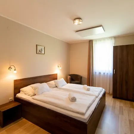 Dunazug Apartmanhaz Apartment Domos Exterior photo