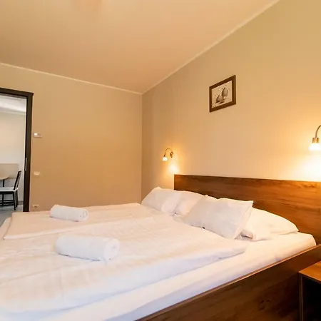 Dunazug Apartmanhaz Apartment Domos Exterior photo
