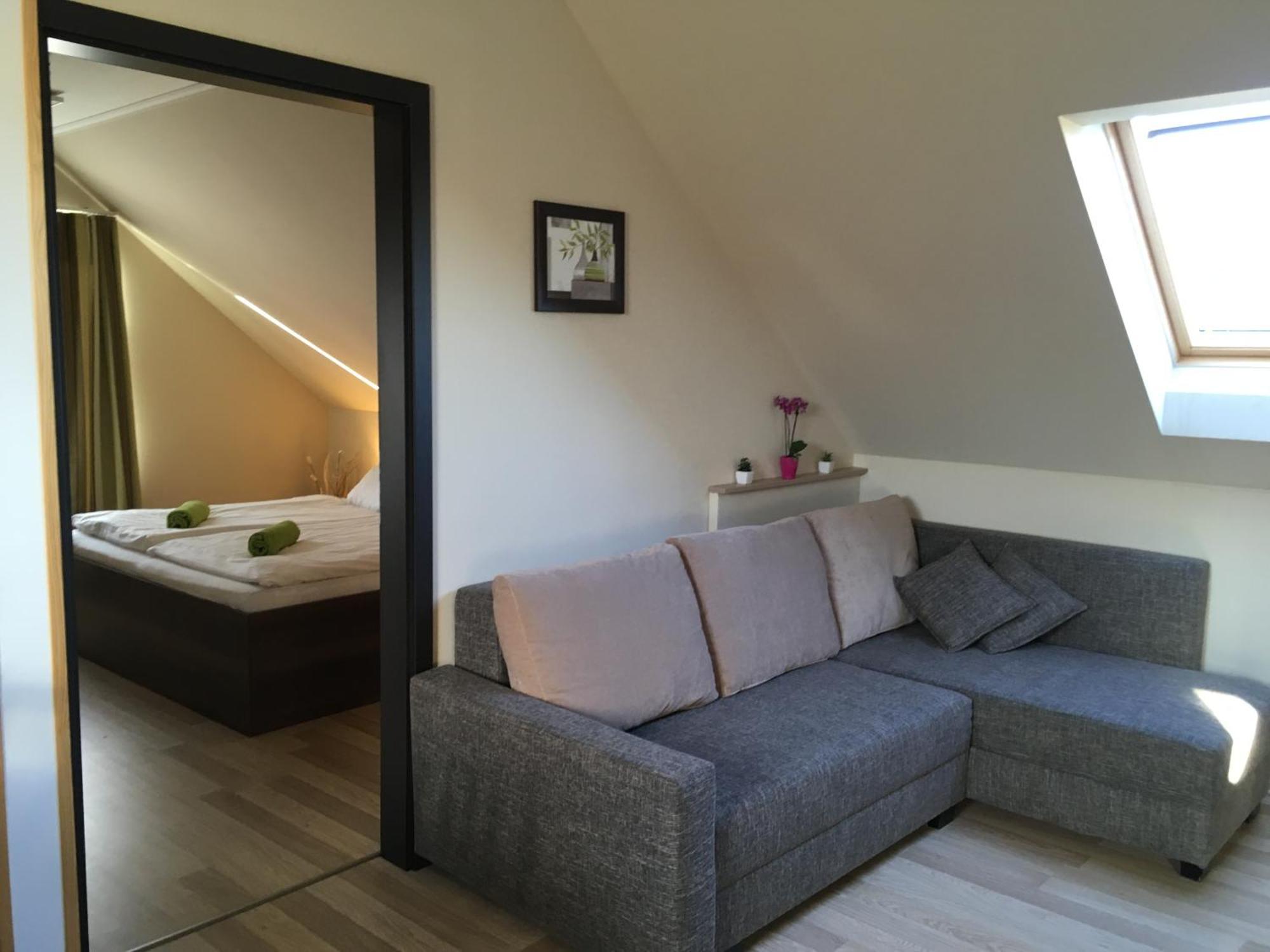 Dunazug Apartmanhaz Apartment Domos