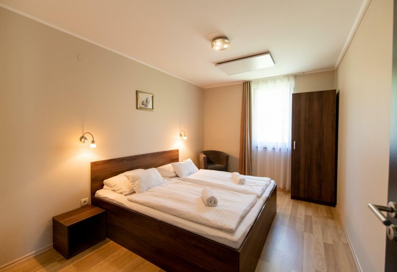 Dunazug Apartmanhaz