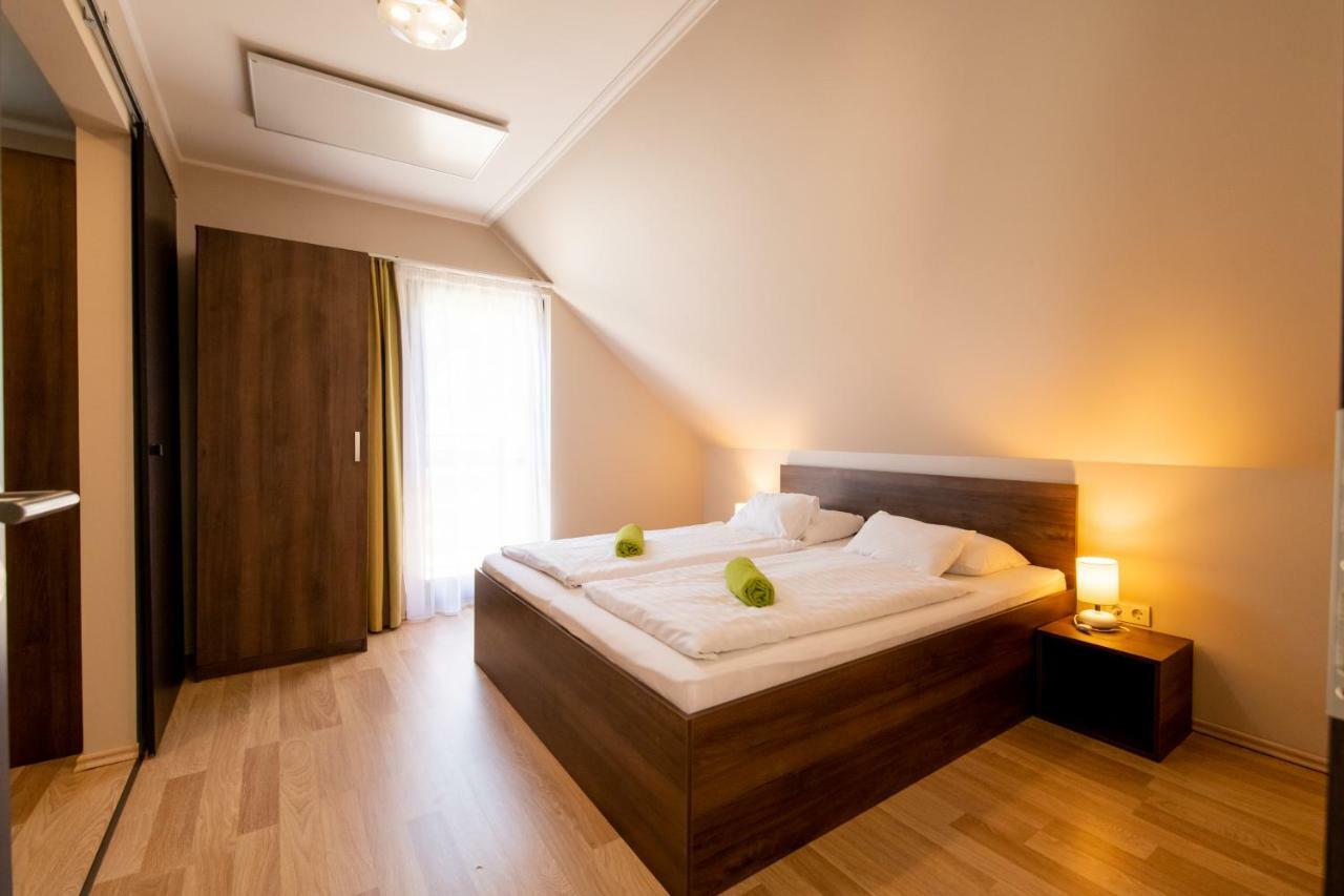 Dunazug Apartmanhaz Apartment