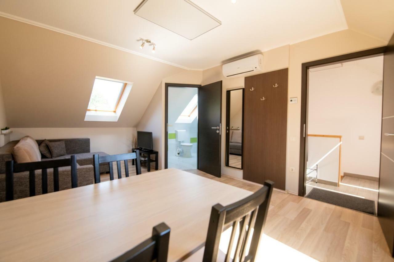 Dunazug Apartmanhaz Apartment